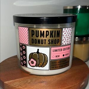 Pumpkin Donut Shop candle Bath & Body Works